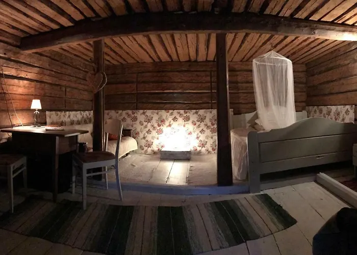 Kuusetuka Tourism Farm * Pahkla